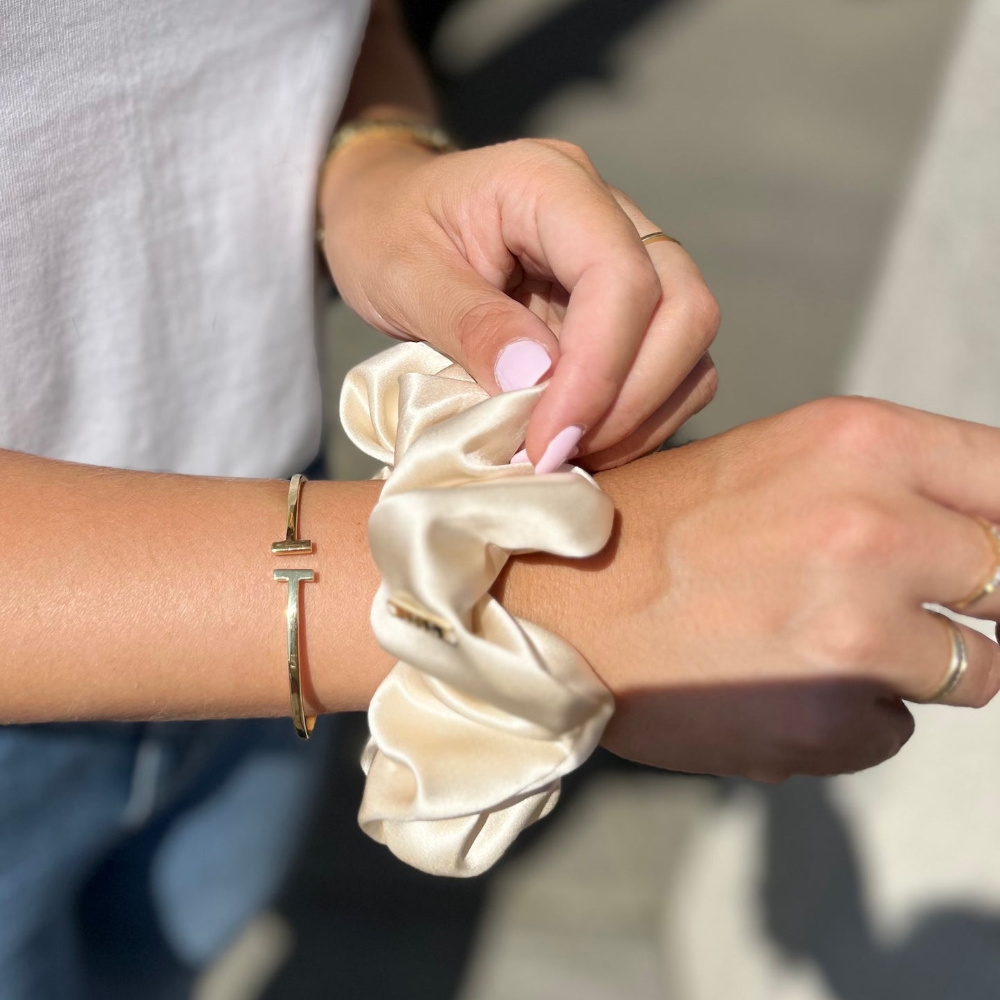 Large Scrunchie Beige